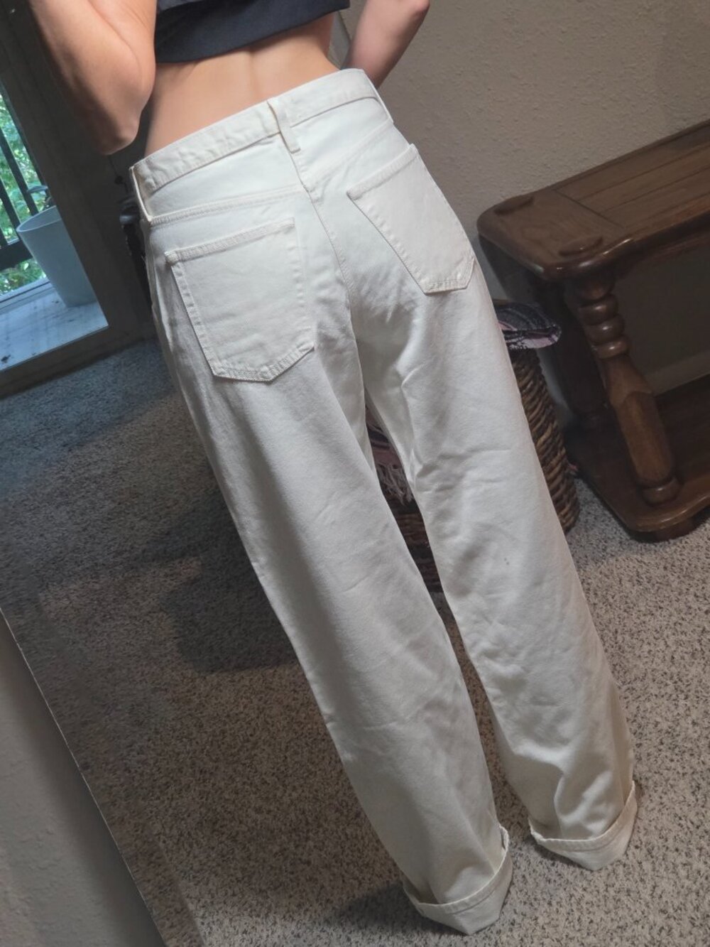 White Universal Threads Jeans - Picture 5 of 6
